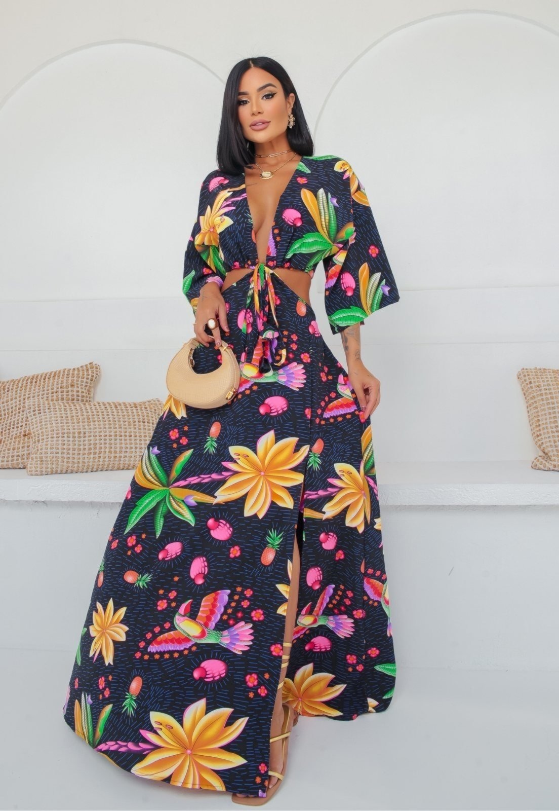 Imagem principal Vestido Longo Abertura no Tórax Farmmy Estampado Viscose Verão Cia do Vestido preto