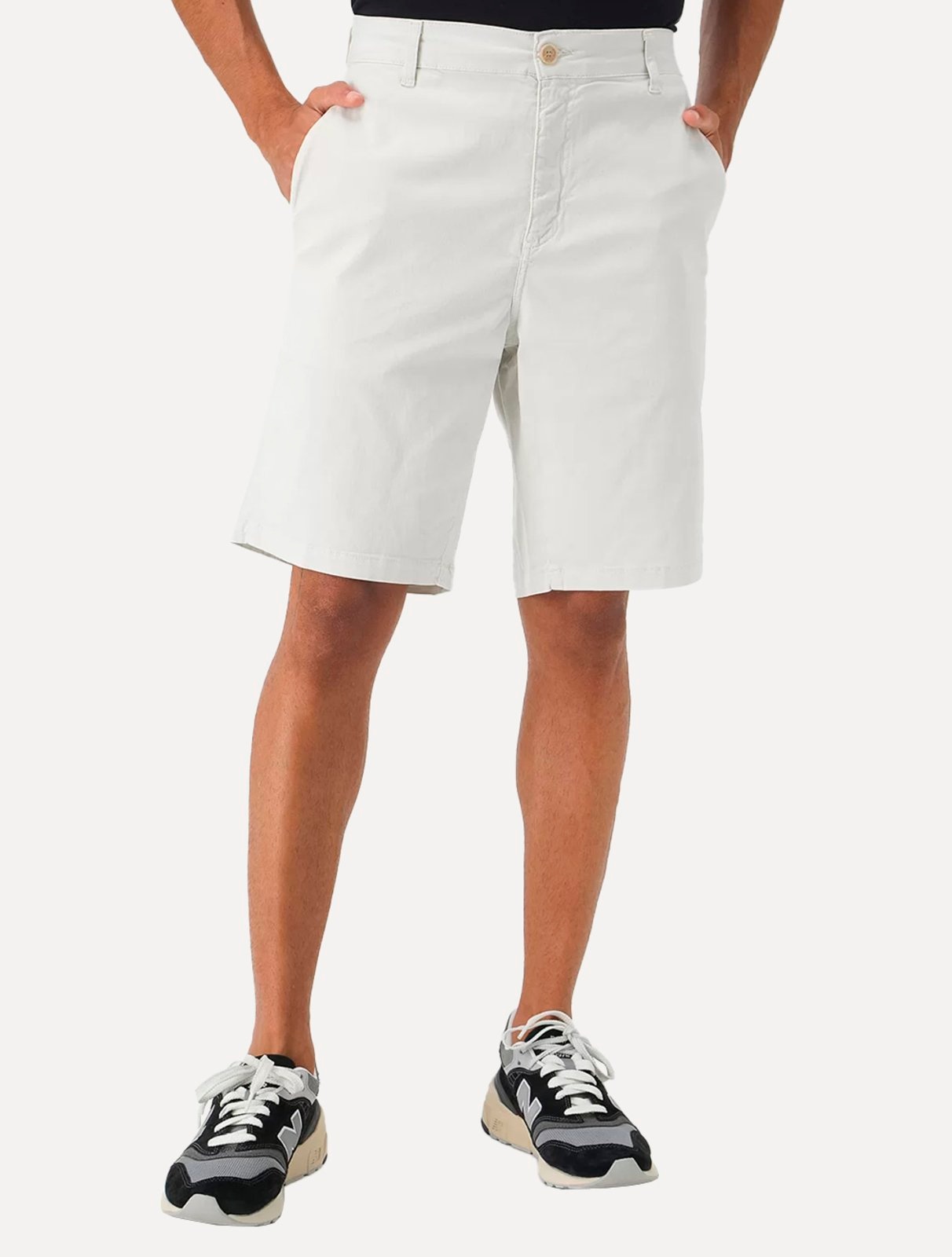Imagem principal Bermuda Guess Masculina Chino Stretch Off-White Guess off-white white
