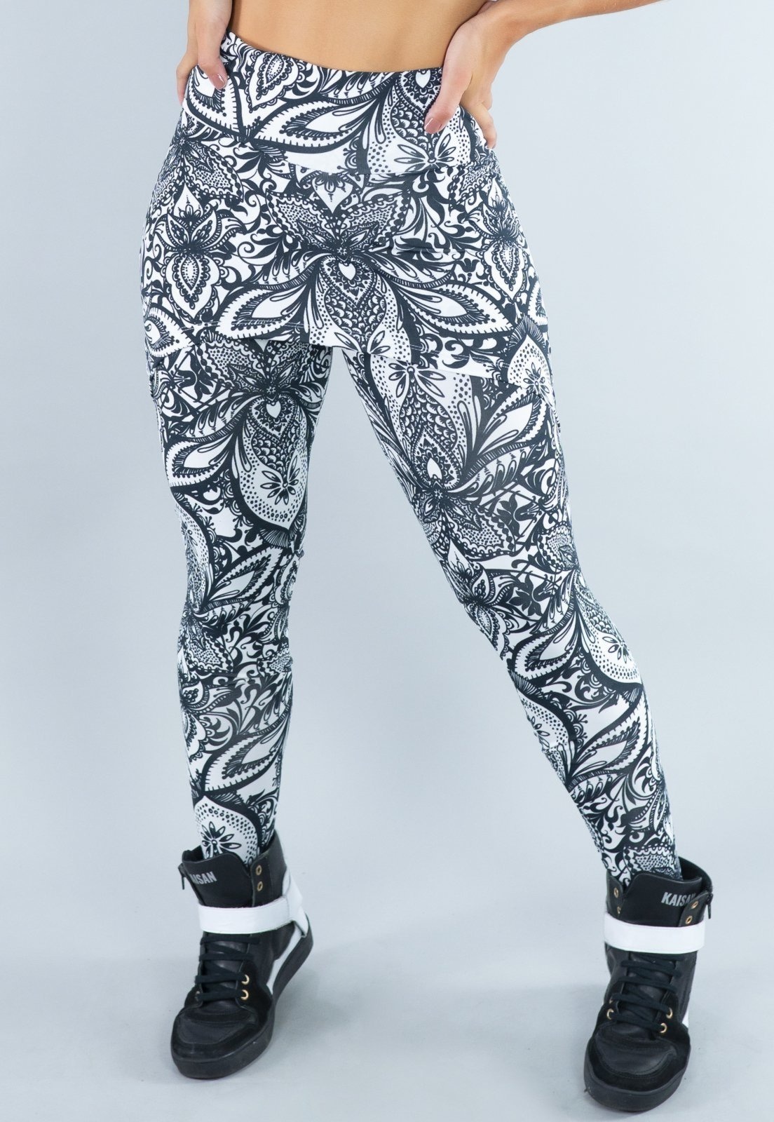 Imagem principal Calça Legging MVB Modas Saia Tapa Bumbum Mandala Mvb Modas branco/preto