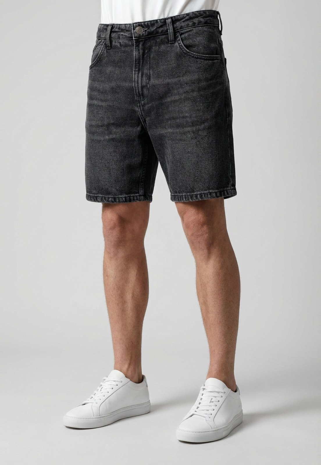 Imagem principal Bermuda Jeans Masculina Colcci Lavagem Escura Preta Colcci preto