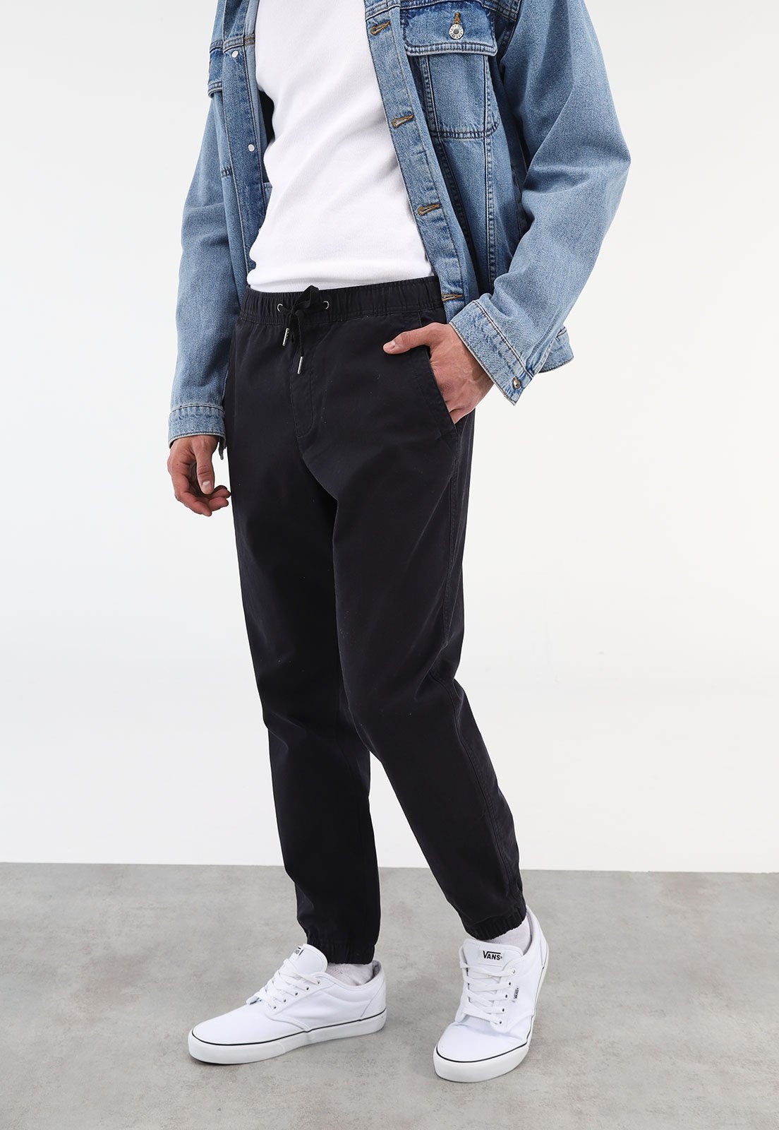 Imagem principal Calça GAP Jogger Pocket Preta GAP preto