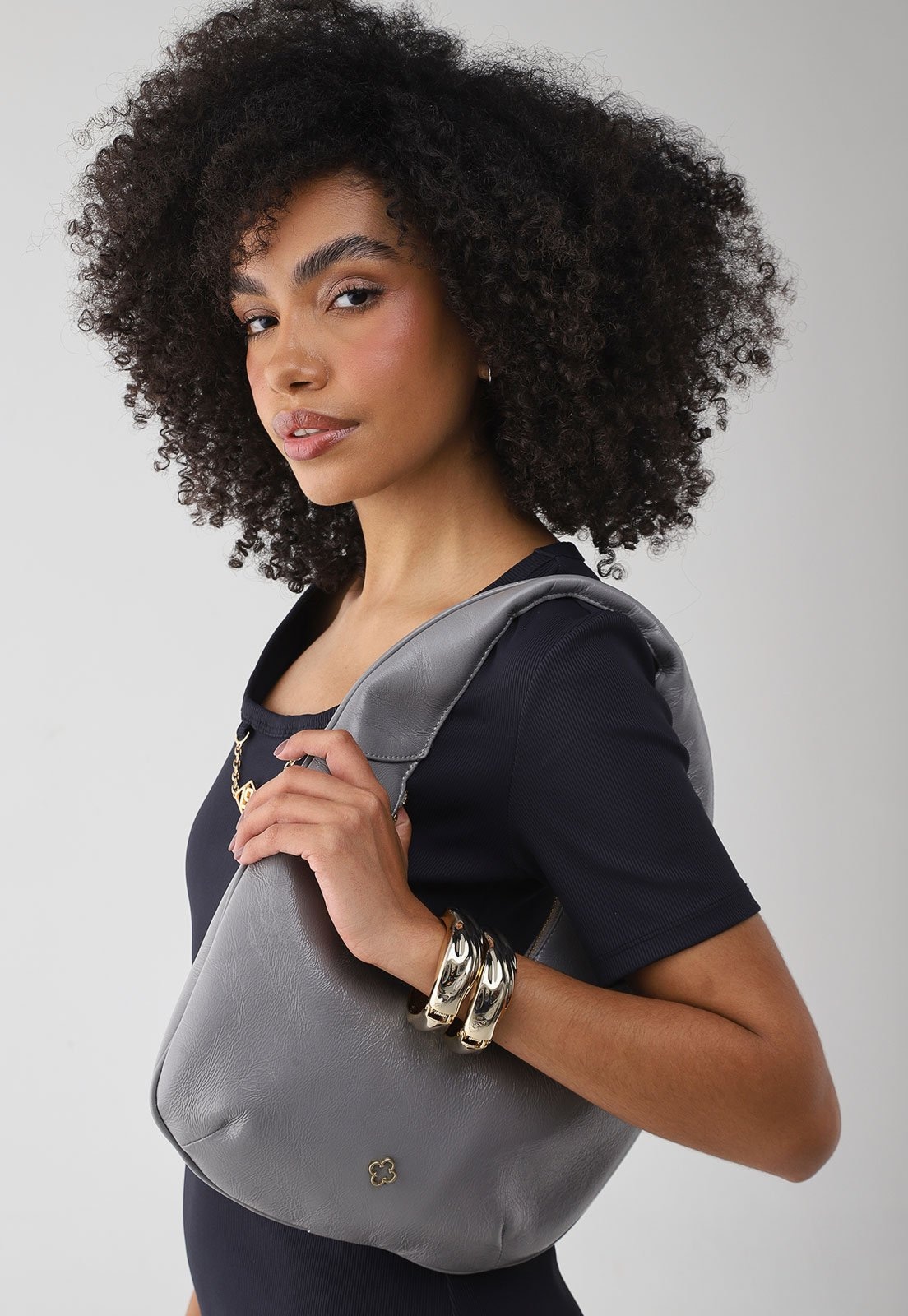 Imagem principal Bolsa Feminina Capodarte Média Alça Metalizada Capodarte cinza