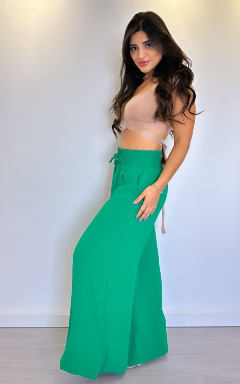 Imagem principal Calça Pantalona Ampla Viscose Comfy Allyne Cia do Vestido verde