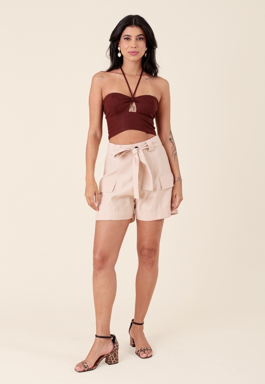 Imagem principal Short Cargo Pop Me Em Alfaiataria Com Cinto Pop Me bege