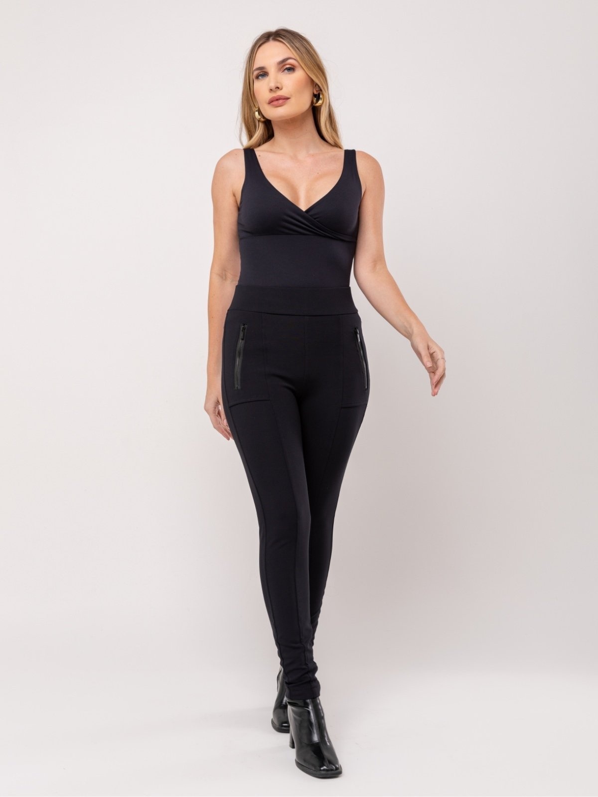 Imagem principal Calça montaria Bela preta POLLEN preto