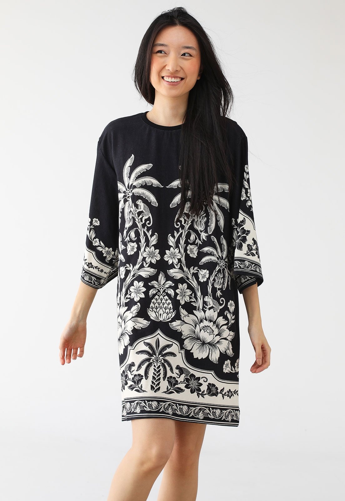 Imagem principal Vestido FARM Curto T Shirt Big Guanacaste FARM preto