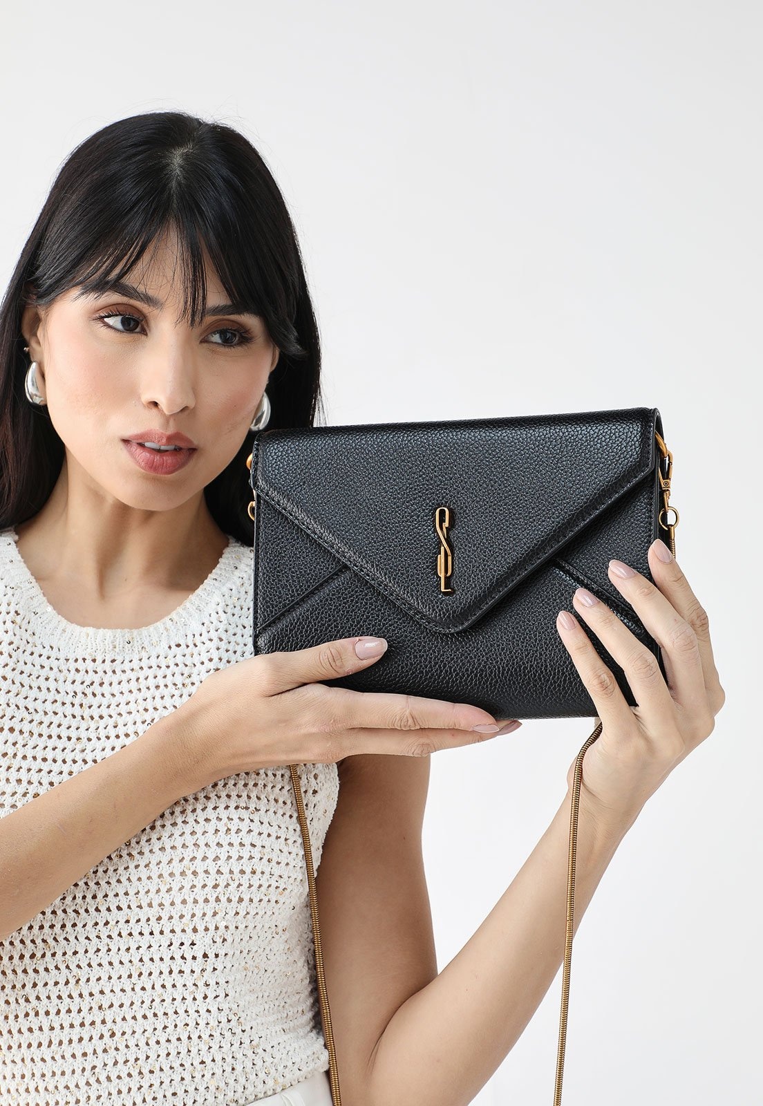 Imagem principal Bolsa Transversal Santa Lolla Alça Corrente Preta Santa Lolla preto