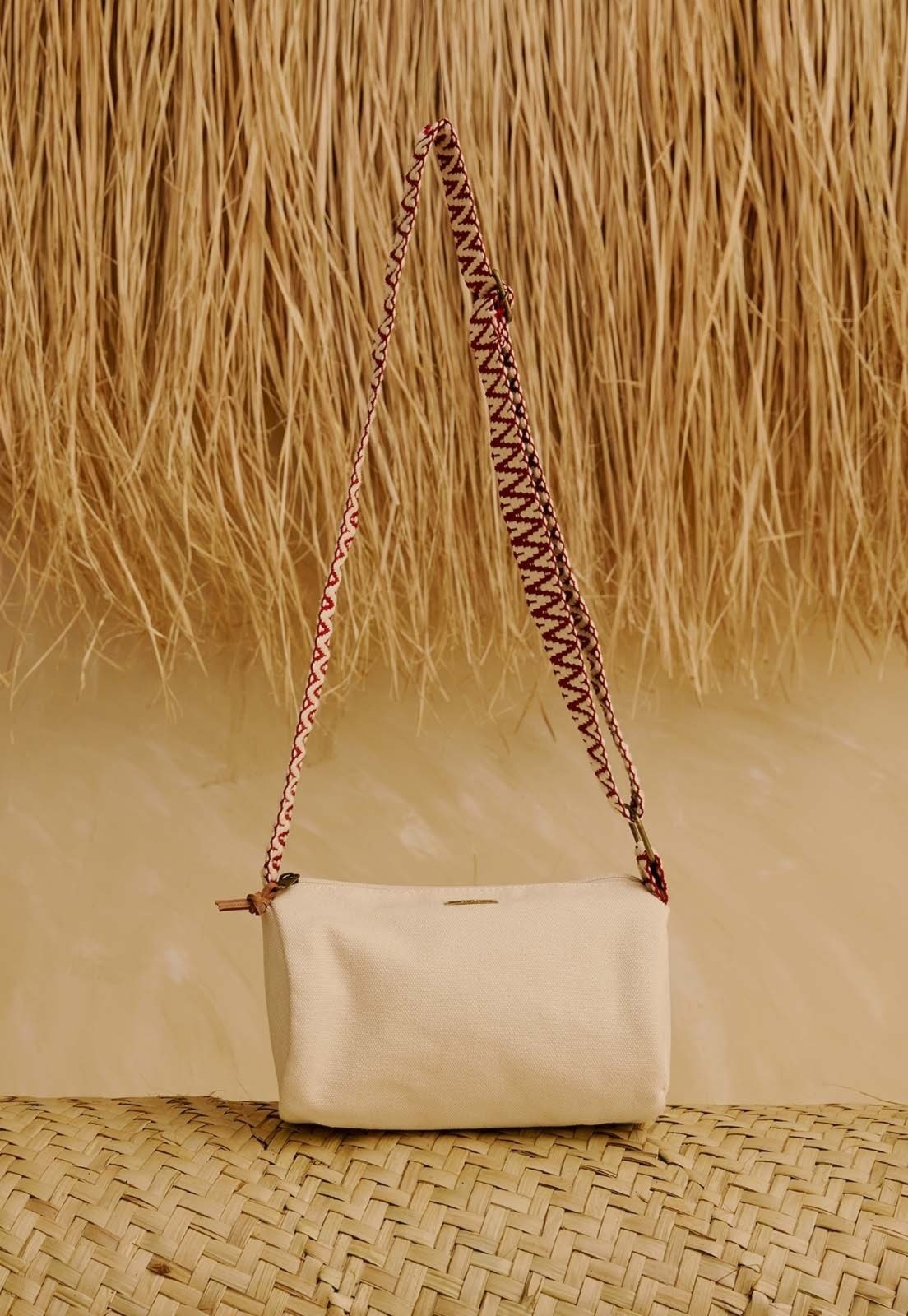 Imagem principal Bolsa Cilindro com Alça Cordão CaCay off-white