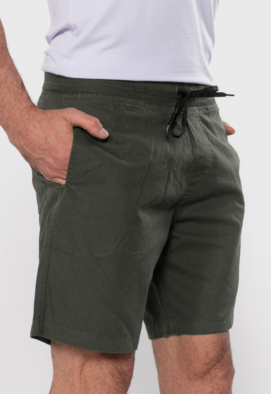 Imagem principal Bermuda Sarja Macaw Cós Elástico 7854 Macaw verde/verde militar/verde oliva verde