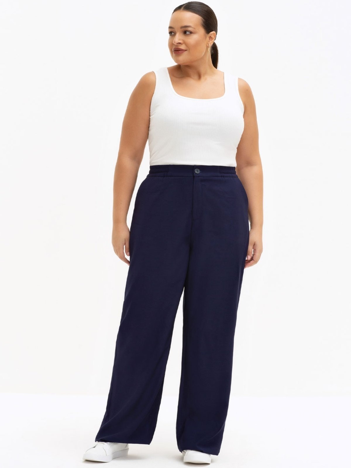 Imagem principal Calça Wide Leg de Alfaiataria em Viscose Plus Size Marinho Madá Principessa azul/azul marinho