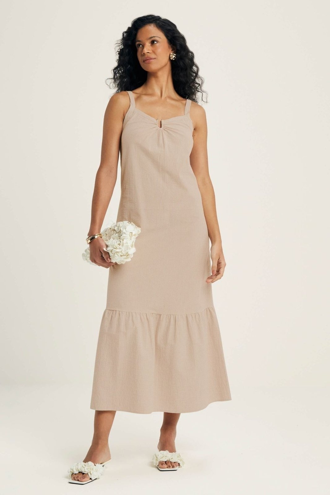 Imagem principal Vestido Feminino Midi Fio Tinto Marialícia Marialícia bege