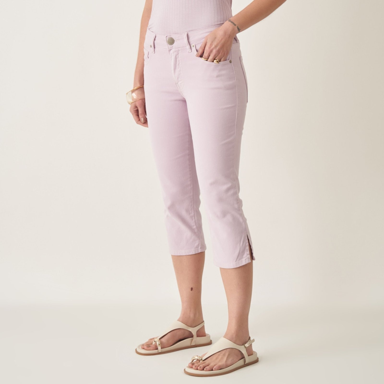 Imagem principal Calça Capri Color com Fendas Laterais Bloom lilás