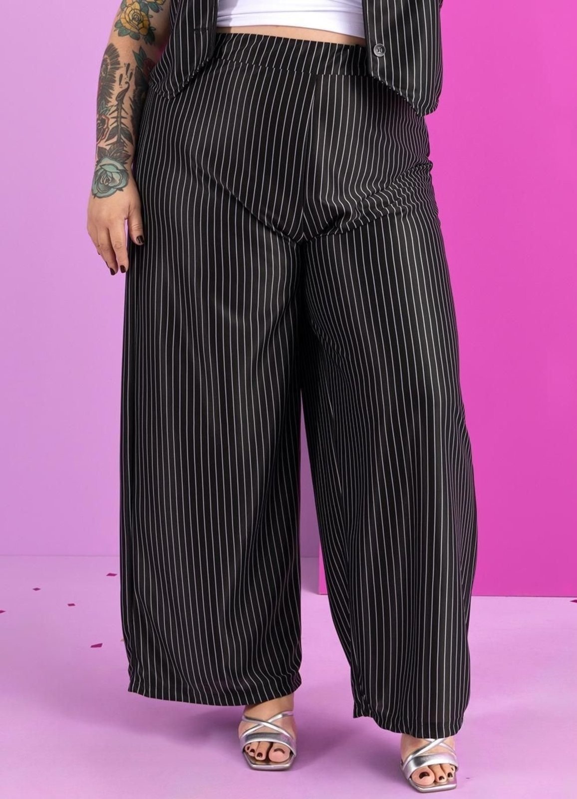 Imagem principal Calça Risca De Giz Listrada Preta E Branca Marguerite preto