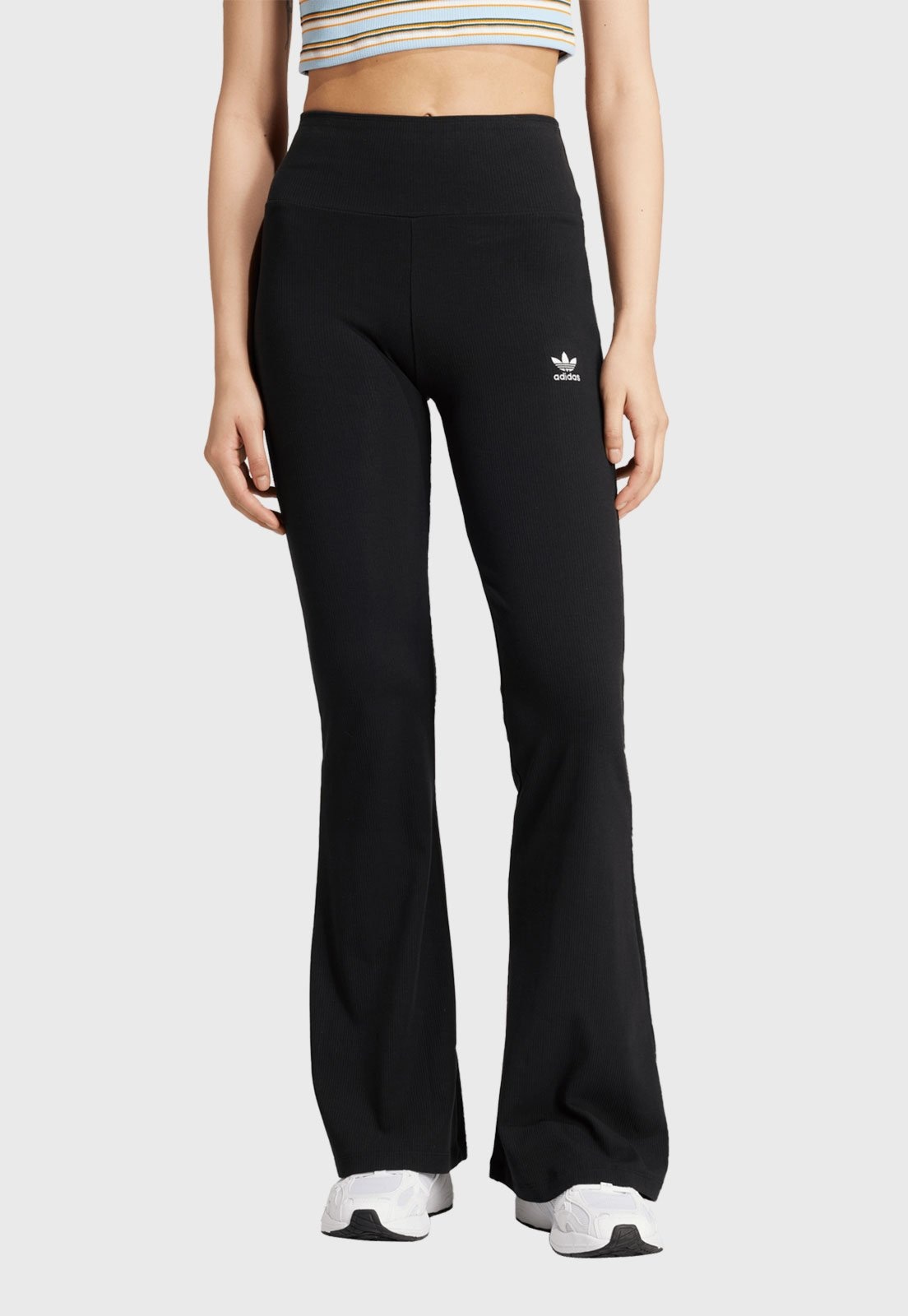 Imagem principal Calça Adidas Originals Flare Essentials Preta adidas Originals preto