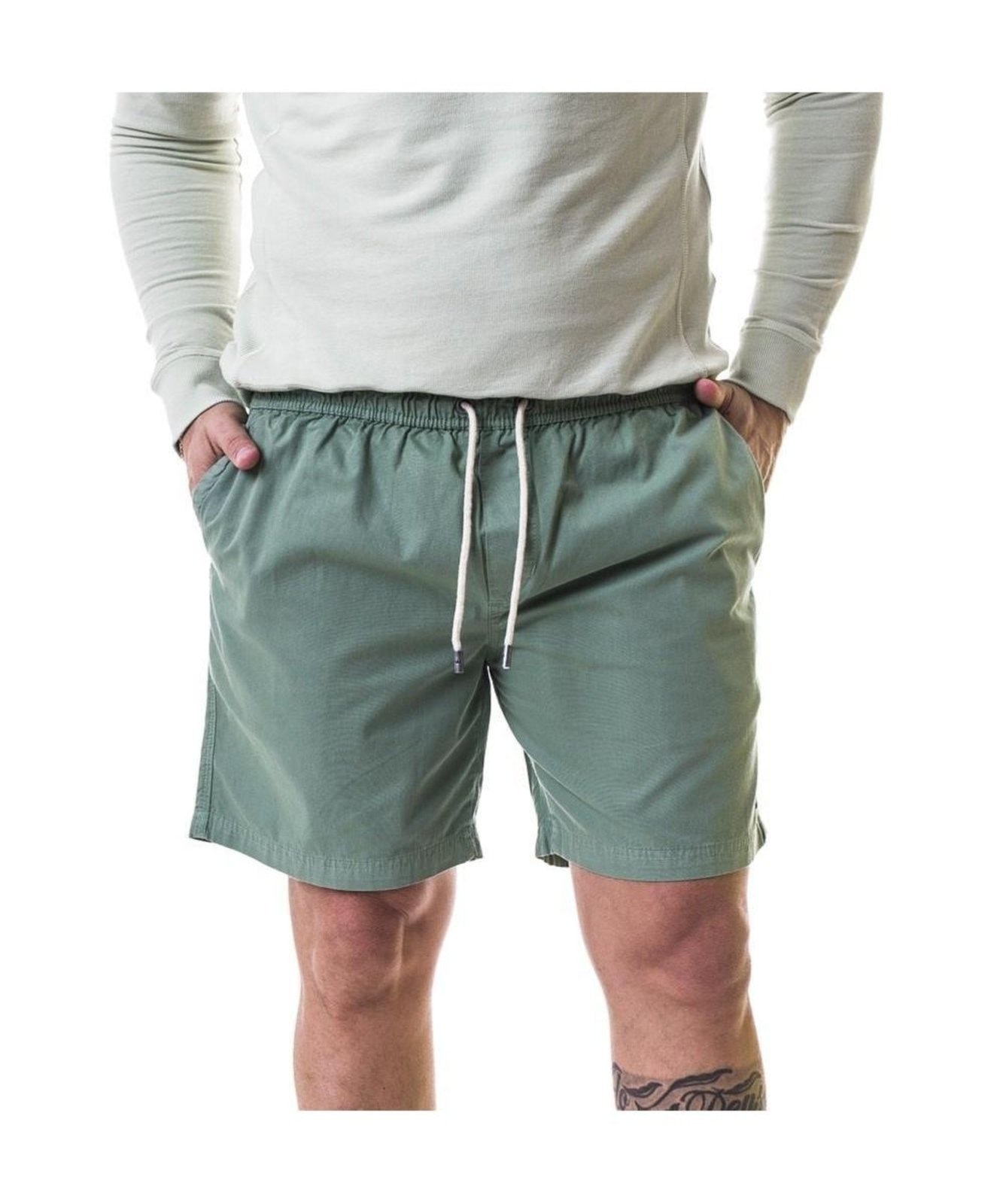 Imagem principal Shorts Aburguesia Sarja Slim Fit Verde Alfaiataria Burguesia verde oliva