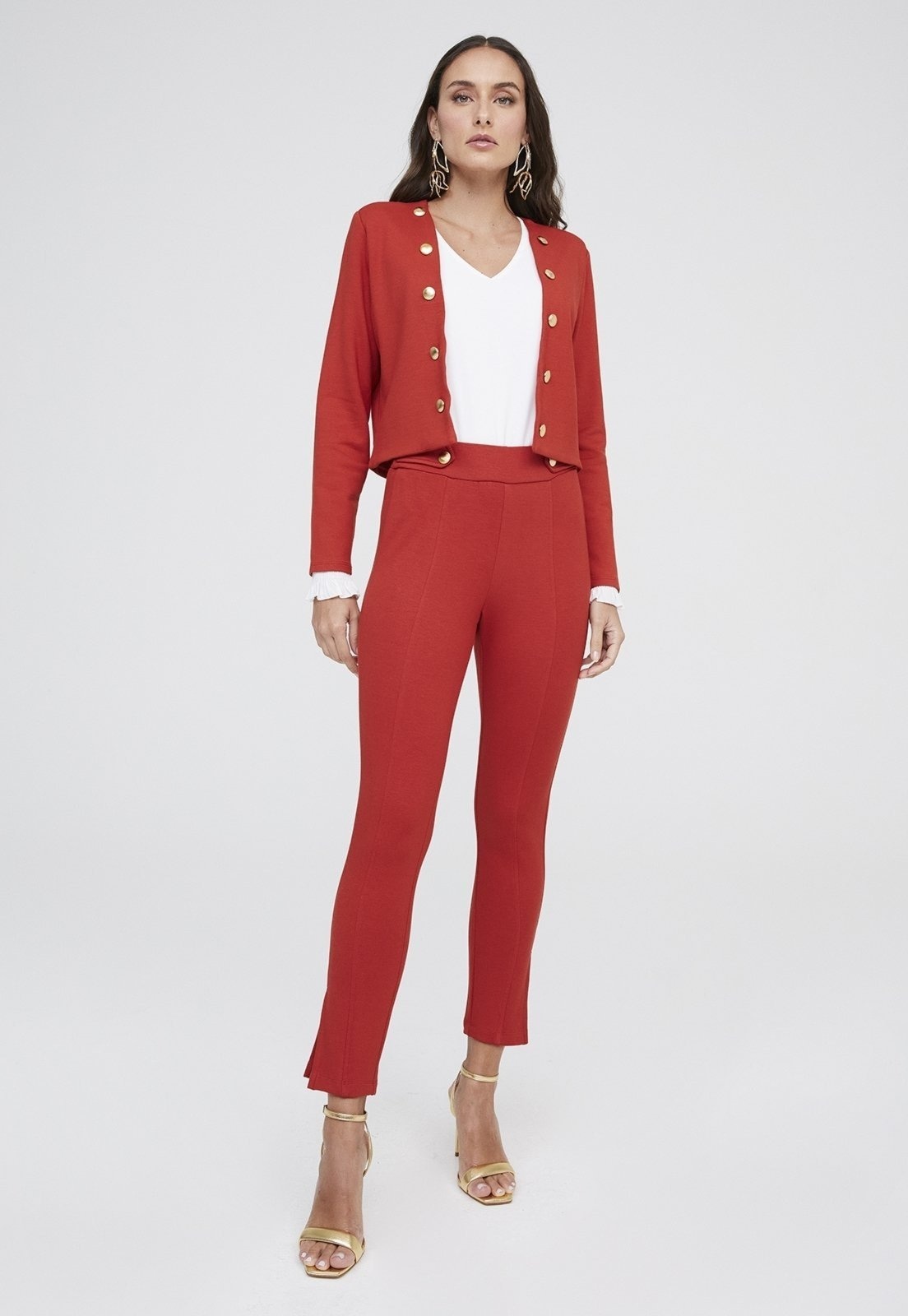 Imagem principal Calça Montaria Traymon Detalhe Botão Terroso Traymon vermelho