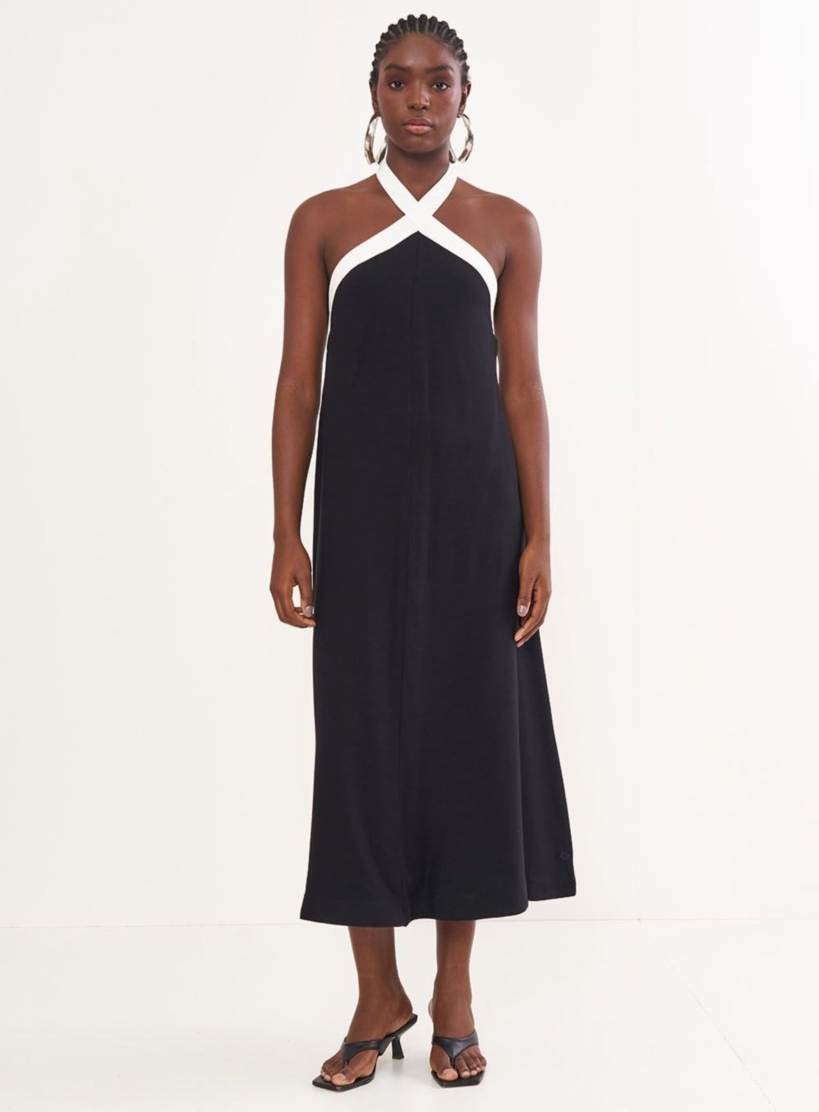 Imagem principal Vestido Midi Halter Com Amarração Colcci Colcci preto