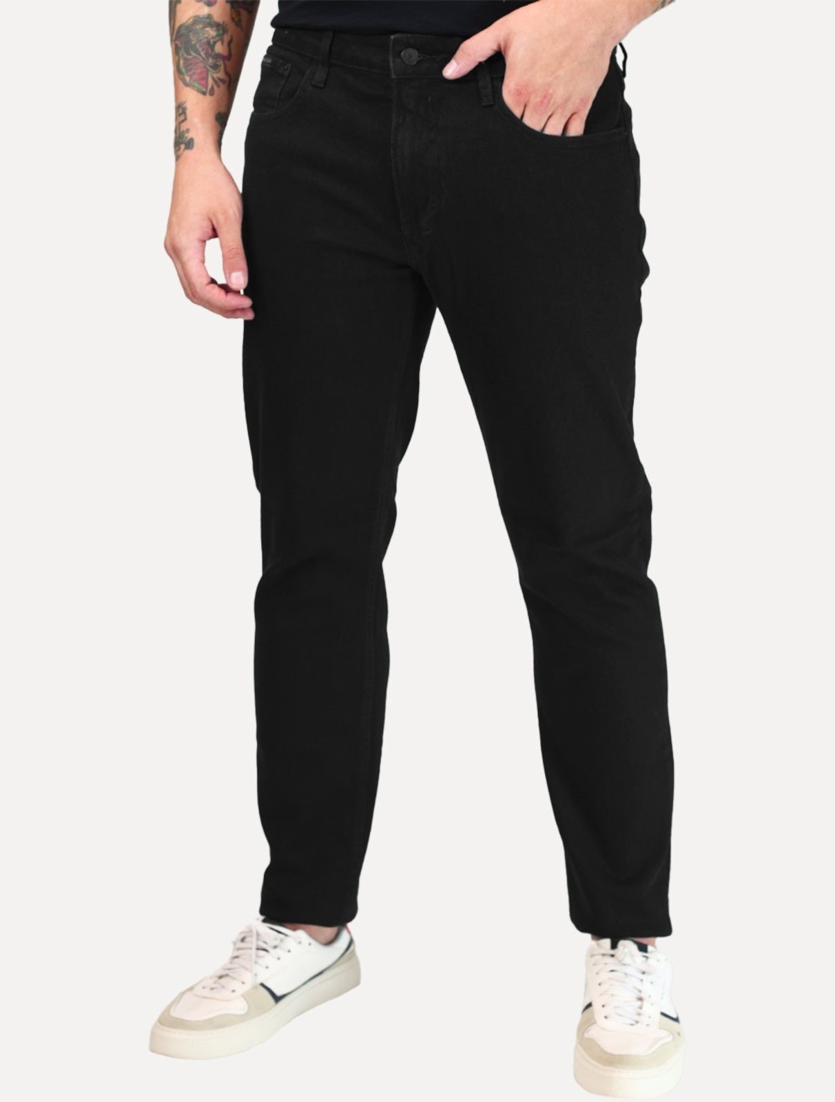 Imagem principal Calça Calvin Klein Jeans Masculina Skinny Five Pockets Tag Preta Calvin Klein preto