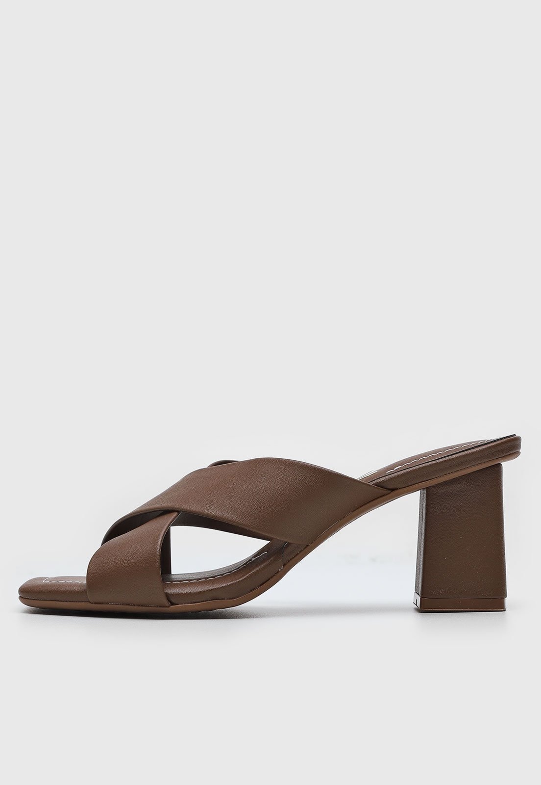 Imagem principal Tamanco Feminino Vizzano Salto Bloco Tiras Cruzadas VIZZANO marrom