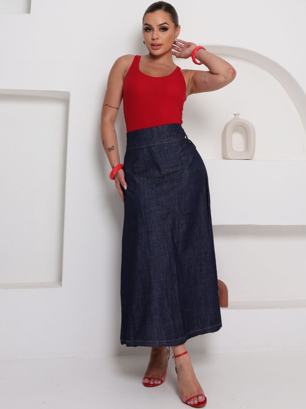 Imagem principal Saia Patria Brasil Mídi Evasê de Jeans Feminina Patria Brasil azul marinho