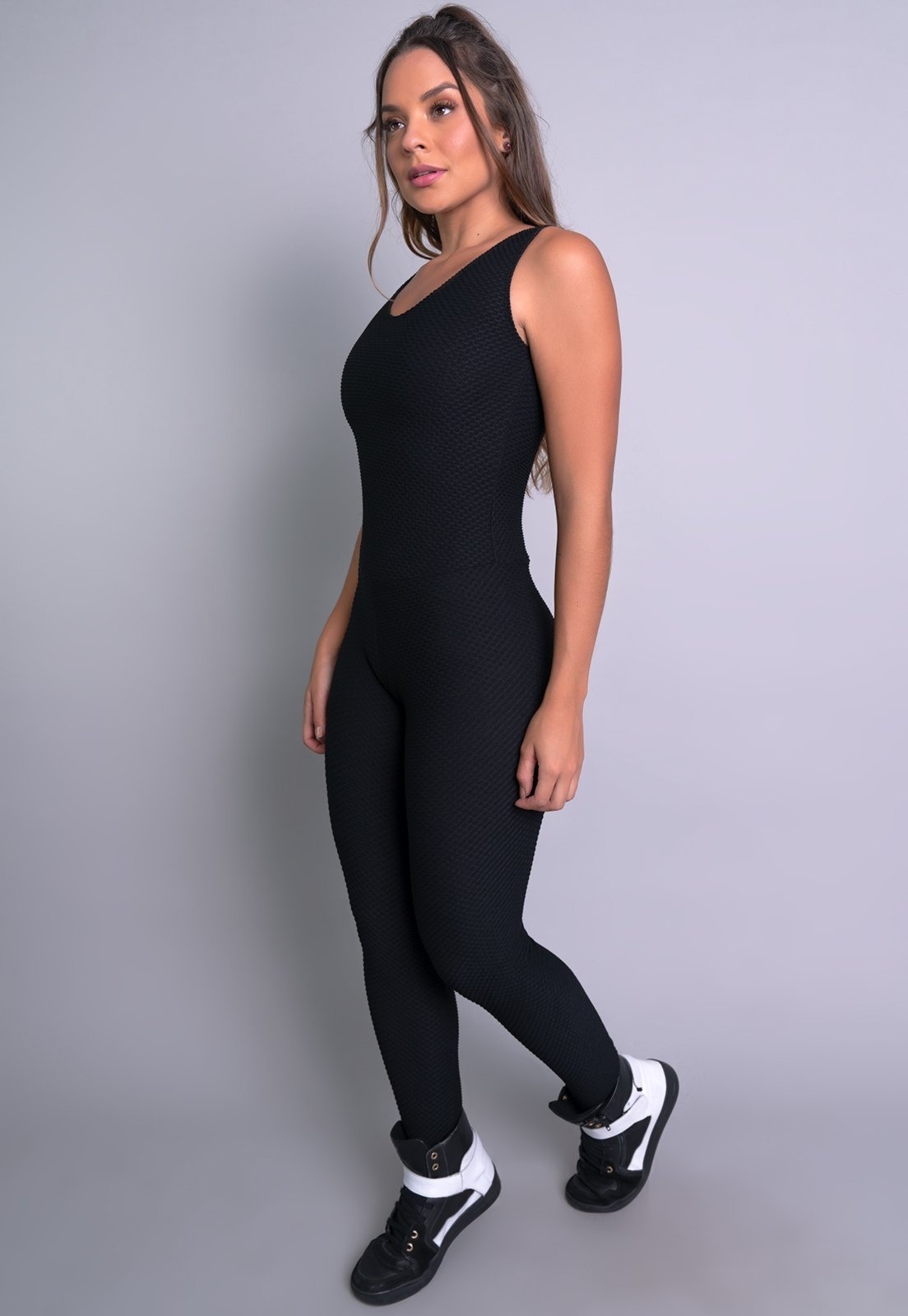 Imagem principal Macacão Longo MVB Modas Textura Tecido Bolha Fitness Mvb Modas preto