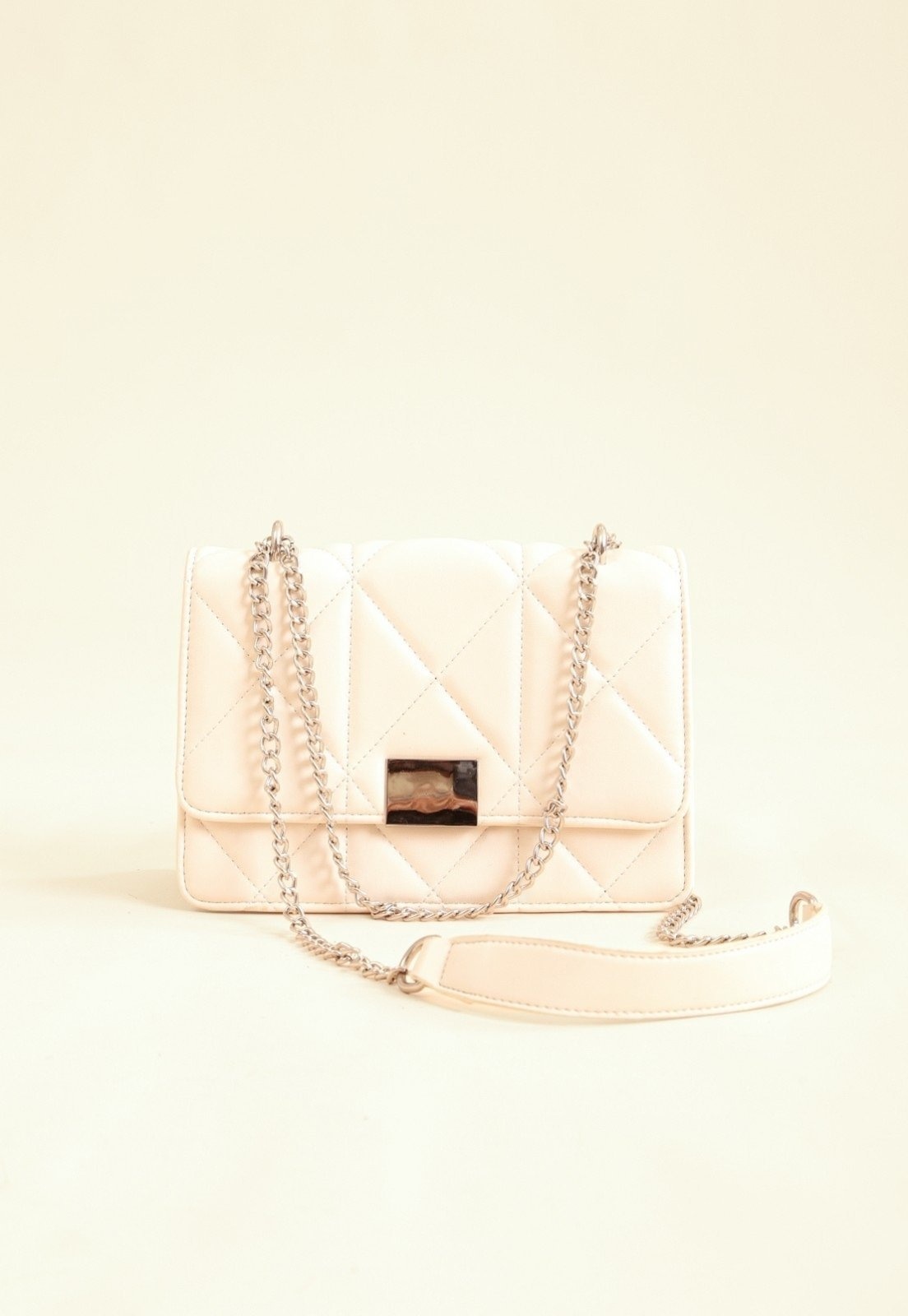 Imagem principal Bolsa Crossbody Pop Me Matelassê Alça Corrente Off-White Pop Me off-white white