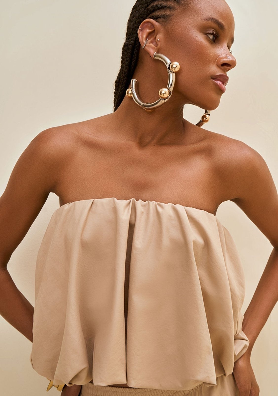 Imagem principal Saia Morena Rosa Evasê Média Curta Bege Morena Rosa bege rosa