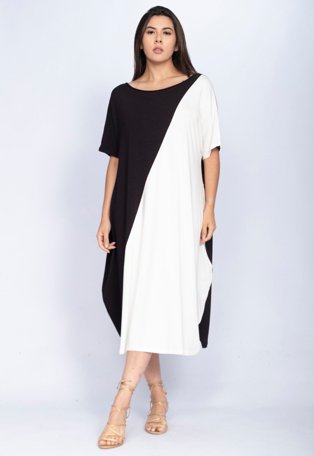 Imagem principal Vestido Amazonia Vital Midi Malha Amplo Bicolor e Amazonia Vital branco/preto