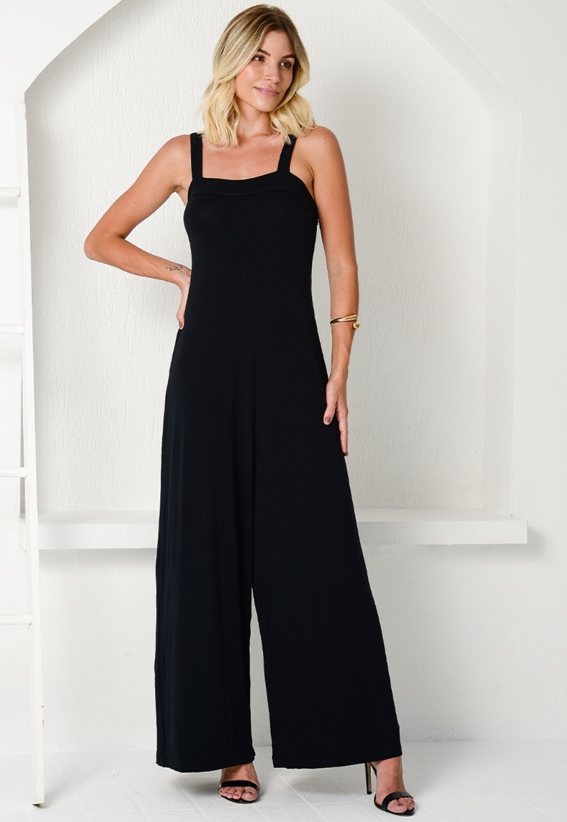 Imagem principal Macacão Pantalona com Alças édias B’Bonnie Rafaela B'Bonnie preto