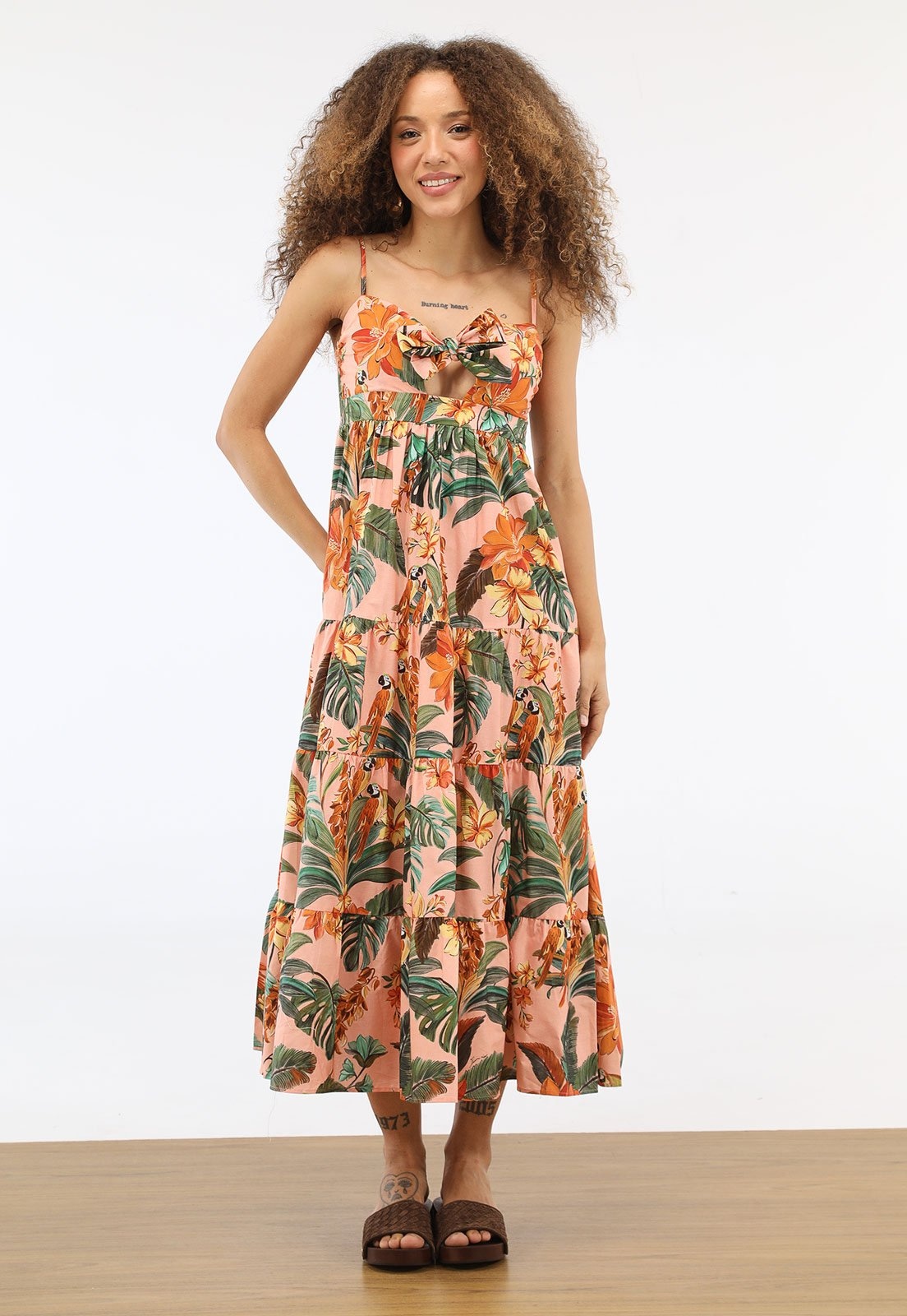 Imagem principal Vestido Feminino FARM Midi Estampa Tropical FARM rosa