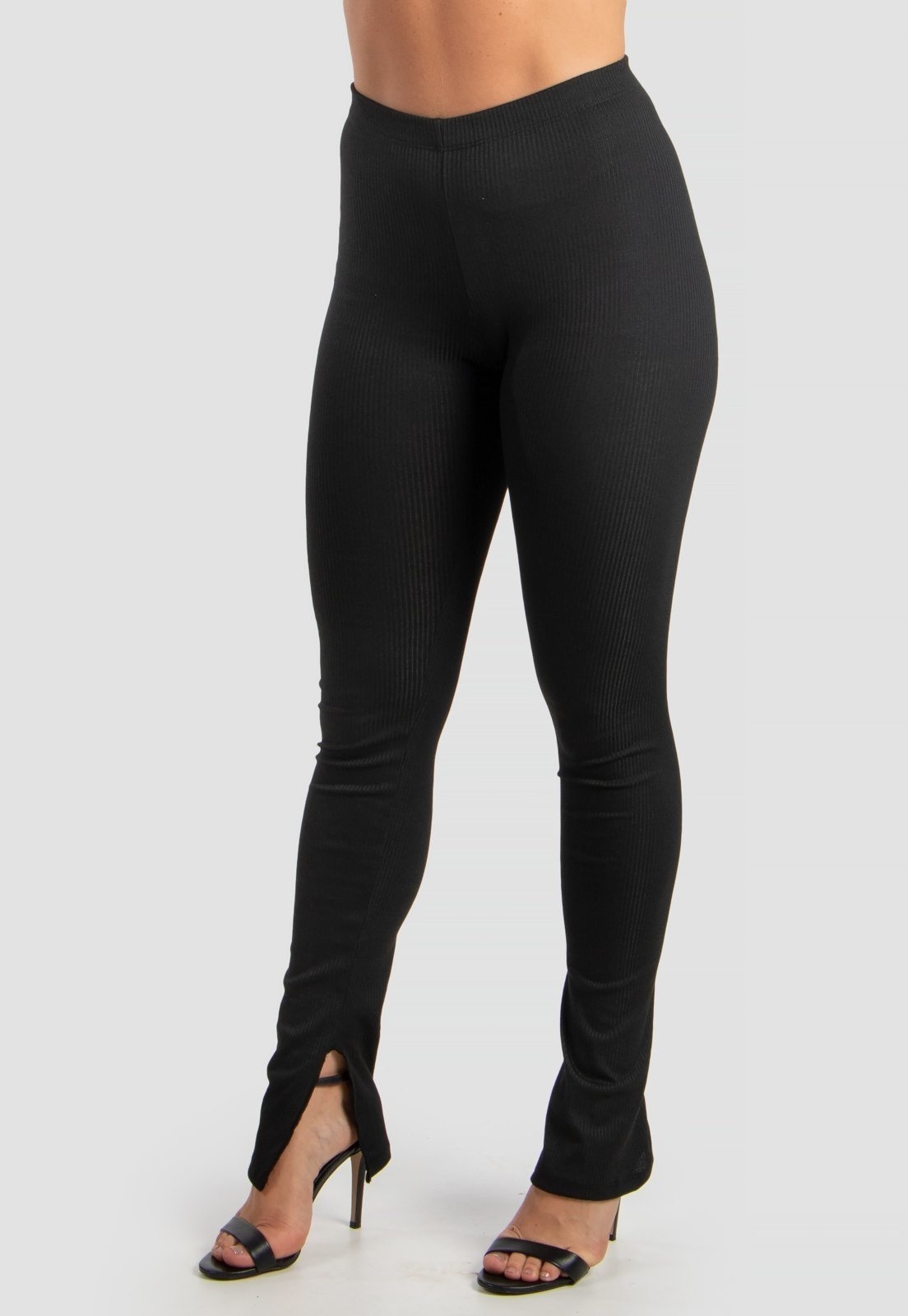 Imagem principal Legging Rioutlet Ribana Canelada Detalhe no Tornozelo Preta Rioutlet preto