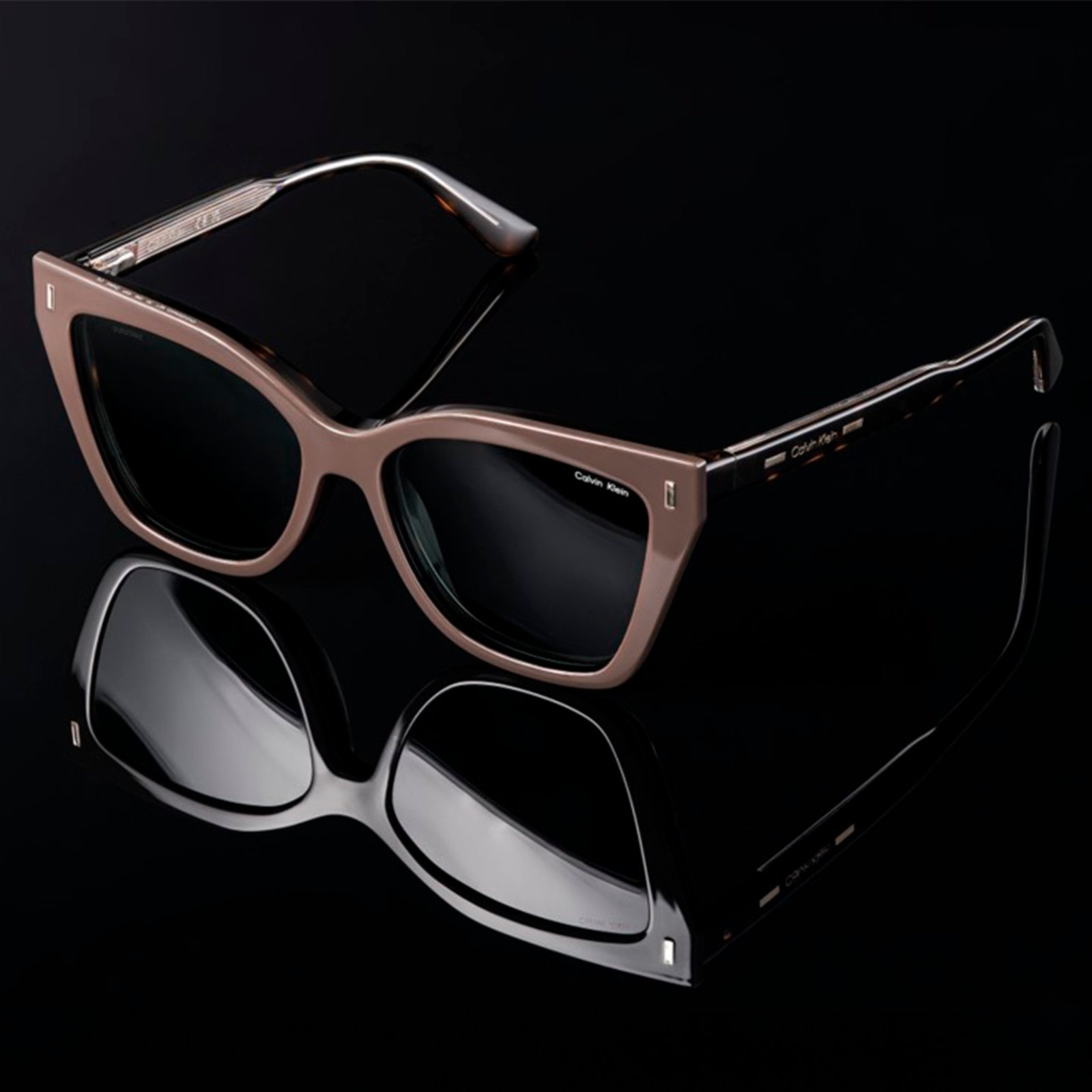 Imagem principal Armação de Óculos Clip On Calvin Klein CK24550 Mag Set 206 Calvin Klein marrom