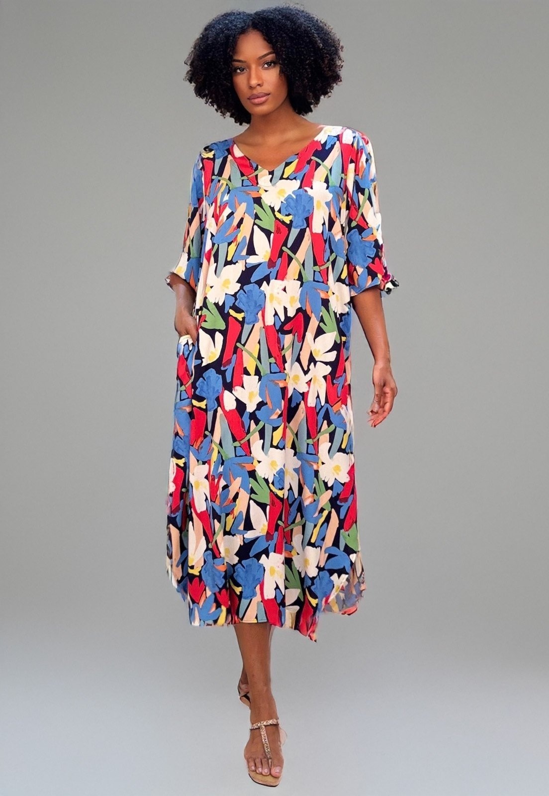 Imagem principal Vestido Midi Abapã Plano com Bolso Estampa Floresce Amazonia Vital azul/branco/estampado/vermelho