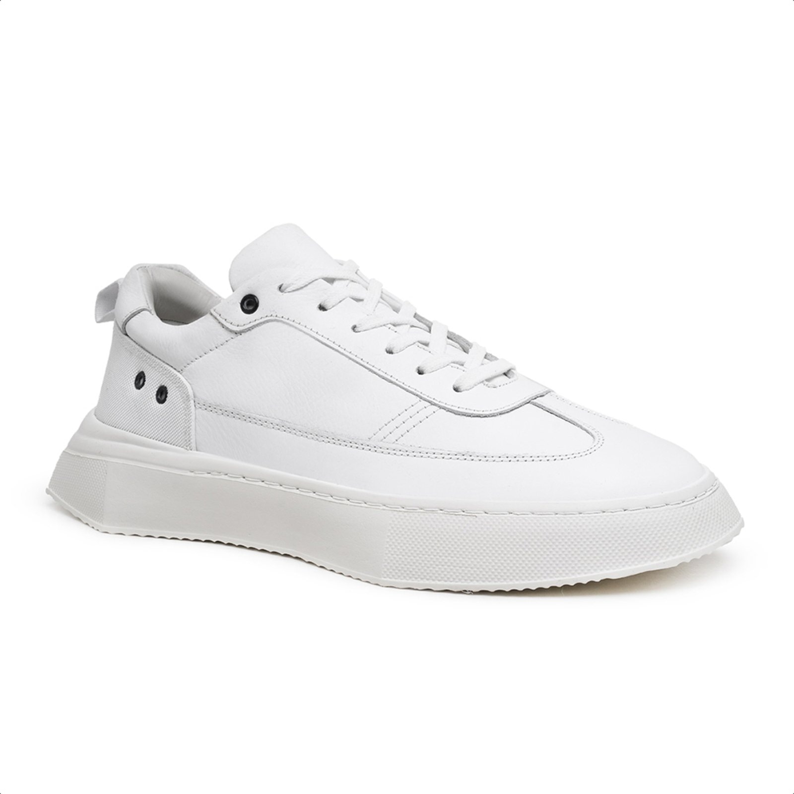 Imagem principal Tênis Casual em Couro Branco Malbork com sola de Borracha 030035OW Malbork off-white