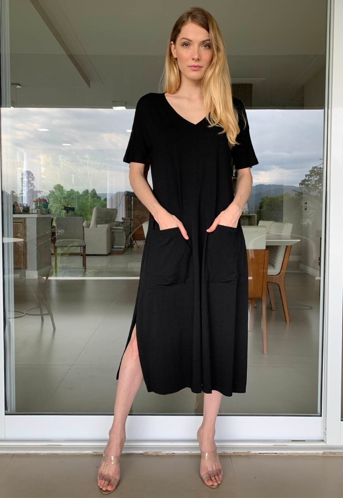 Imagem principal Vestido Midi Amazonia Vital Reto Malha com Bolso na Frente Amazonia Vital preto