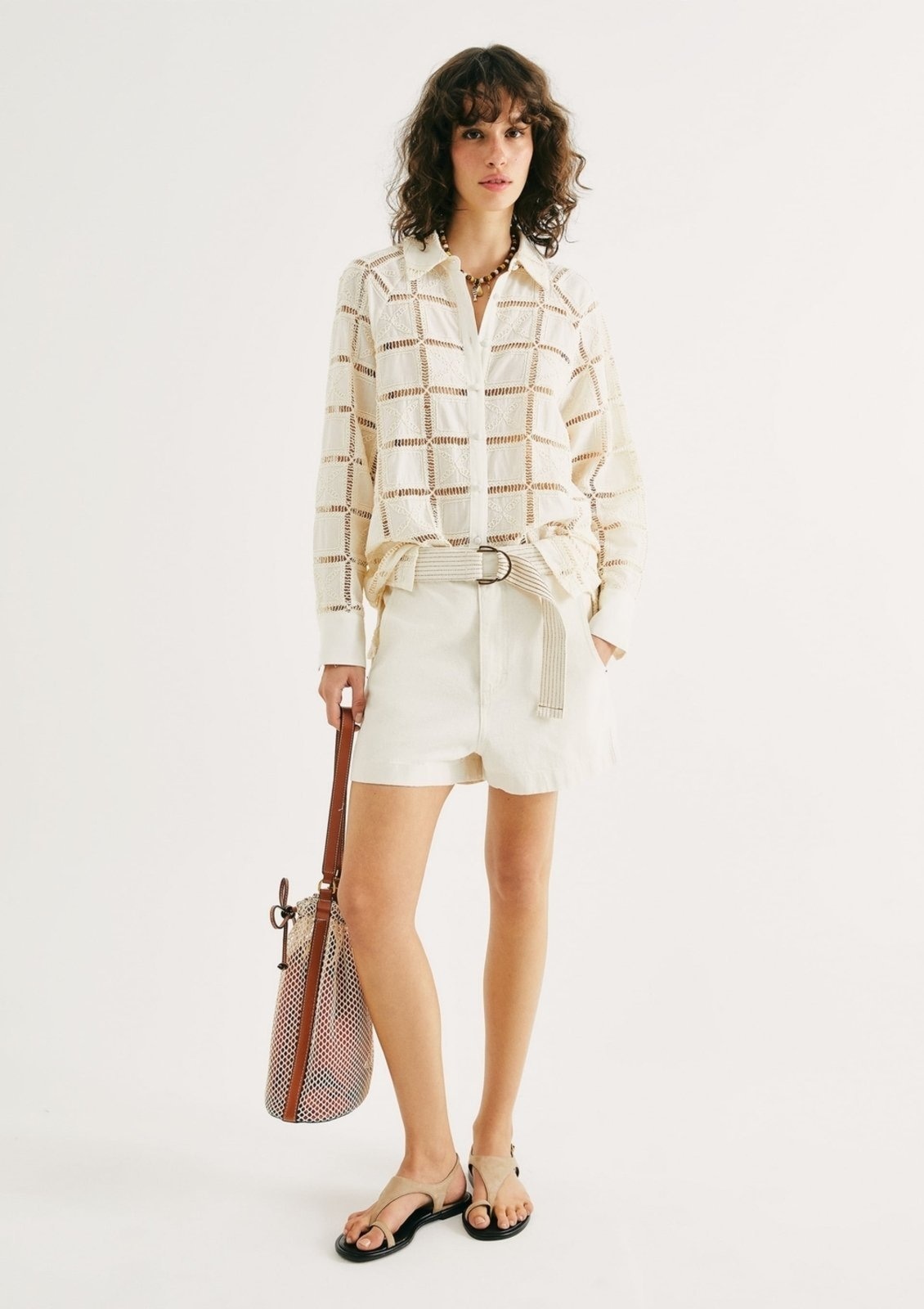 Imagem principal Shorts Feminino Em Sarja Cintura Média Hering off-white