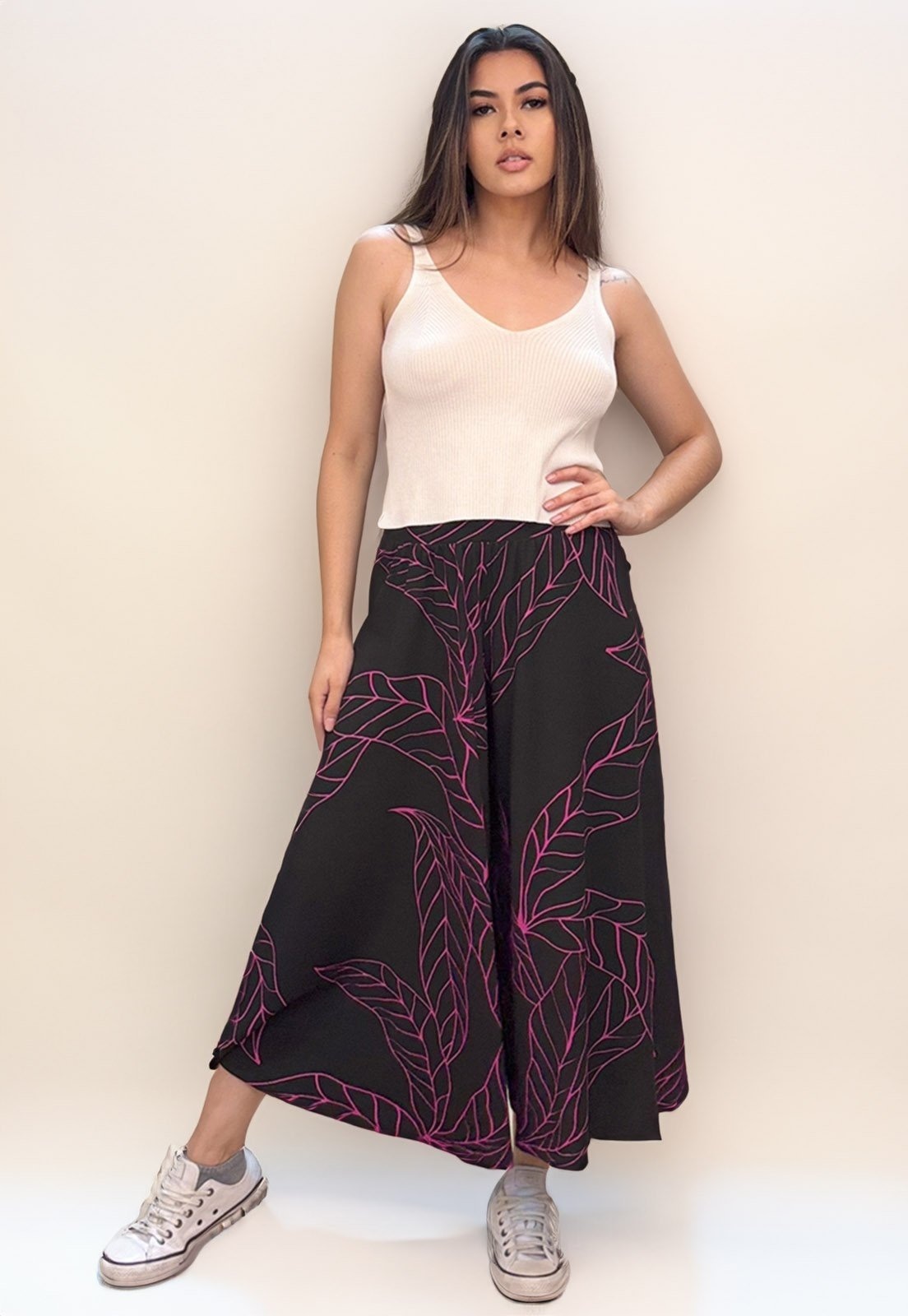 Imagem principal Calça Pantacourt Cabanafree Saia Malha Macaúba Estampa Antúrios Cabanafree estampado/lilás/preto