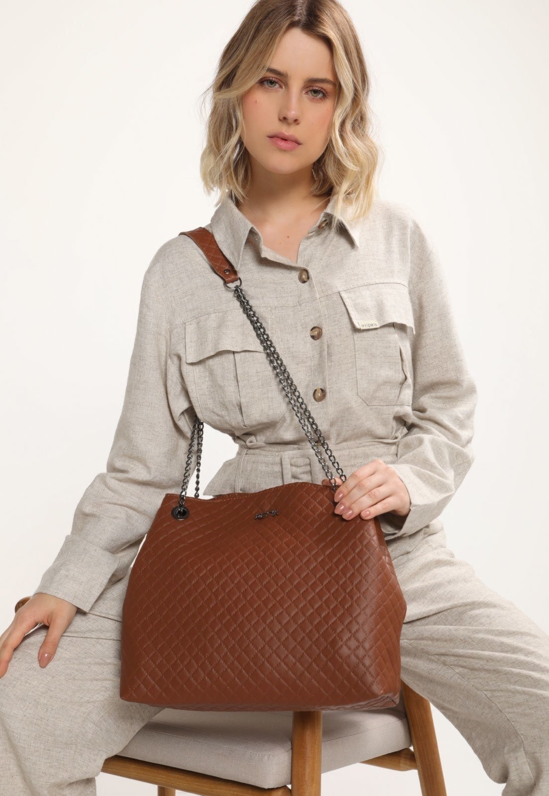 Imagem principal Bolsa Feminina Retta Sacola Matelassê Retta Shoes caramelo