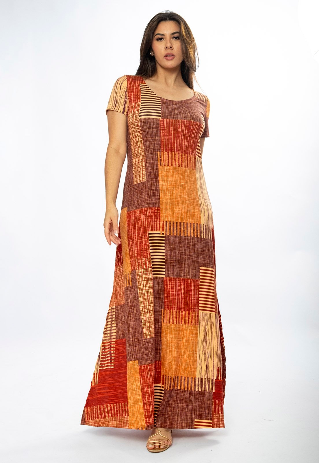 Imagem principal Vestido Longo Amazônia Vital Malha Gola Canoa Manga Curta Tramas do Sol Amazonia Vital bege/marrom/vermelho