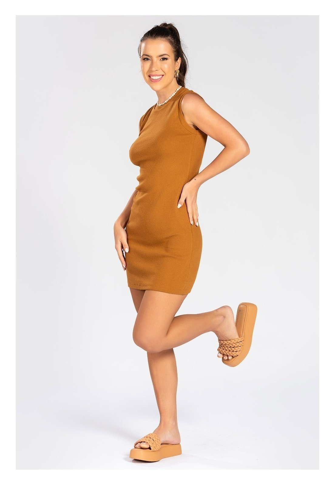 Imagem principal Vestido em Ribana Canelada sem Manga Meu Jeans caramelo