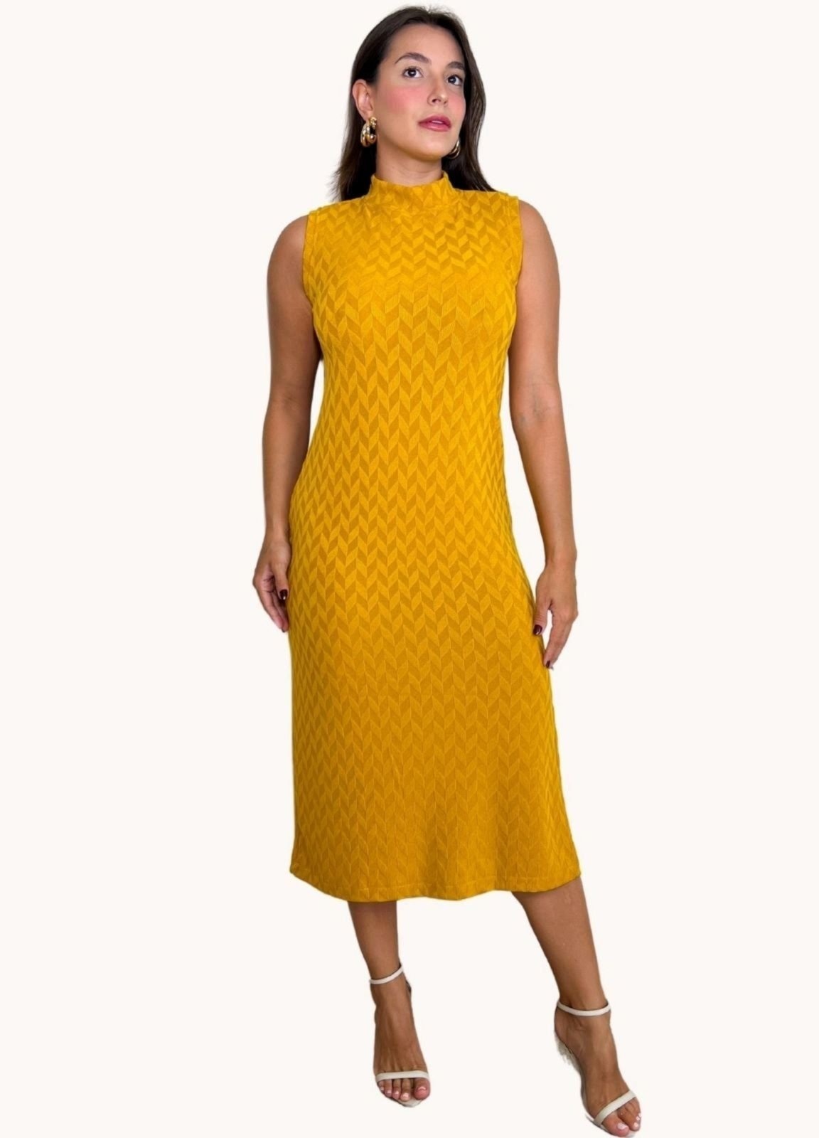 Imagem principal VESTIDO MIDI GOLA ALTA Mostarda Art Livre roxo