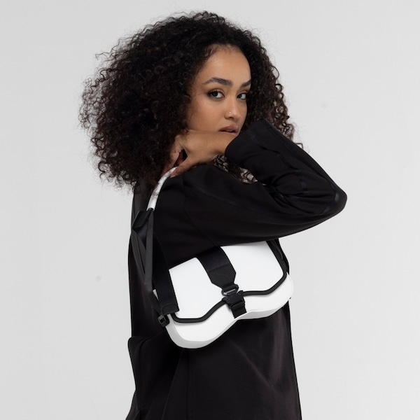 Imagem principal Bolsa Puma Prime Idol Baguette Puma BRANCO