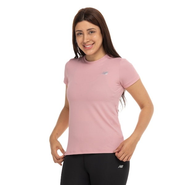 Imagem principal Camiseta Feminina New Balance Manga Curta Sport Essentials New Balance ROSA