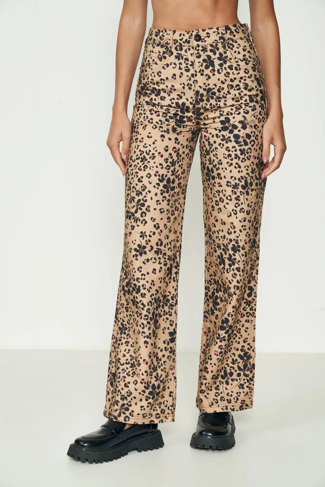 Imagem principal Calça Sarja Wide Leg Estampada Colcci CLC Colcci CLC marrom