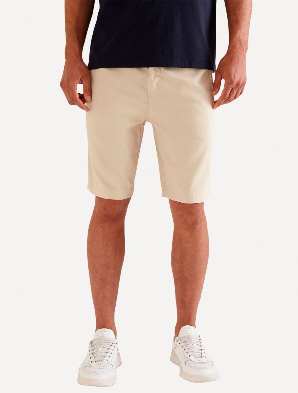 Imagem principal Bermuda Reserva Masculina de Sarja Casual Iron Areia Reserva bege