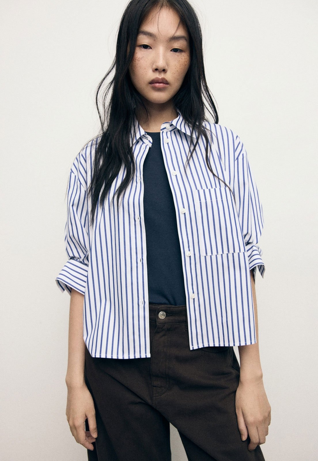 Imagem principal Camisa Feminina Mango Listrada e Branco Mango azul