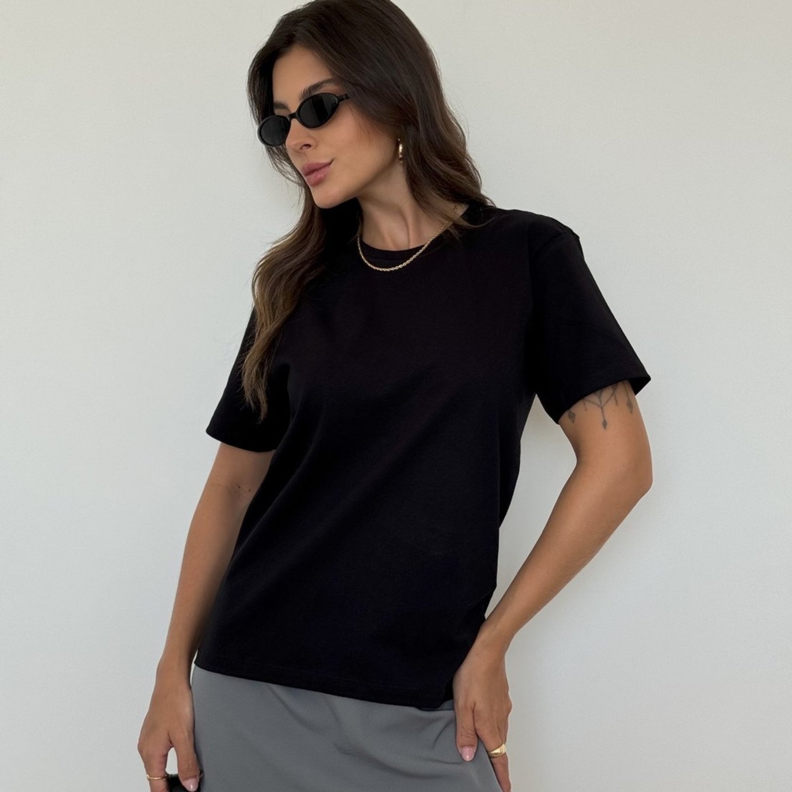 Imagem principal Camiseta Feminina Cianitas Preta Lisa Cianitas preto