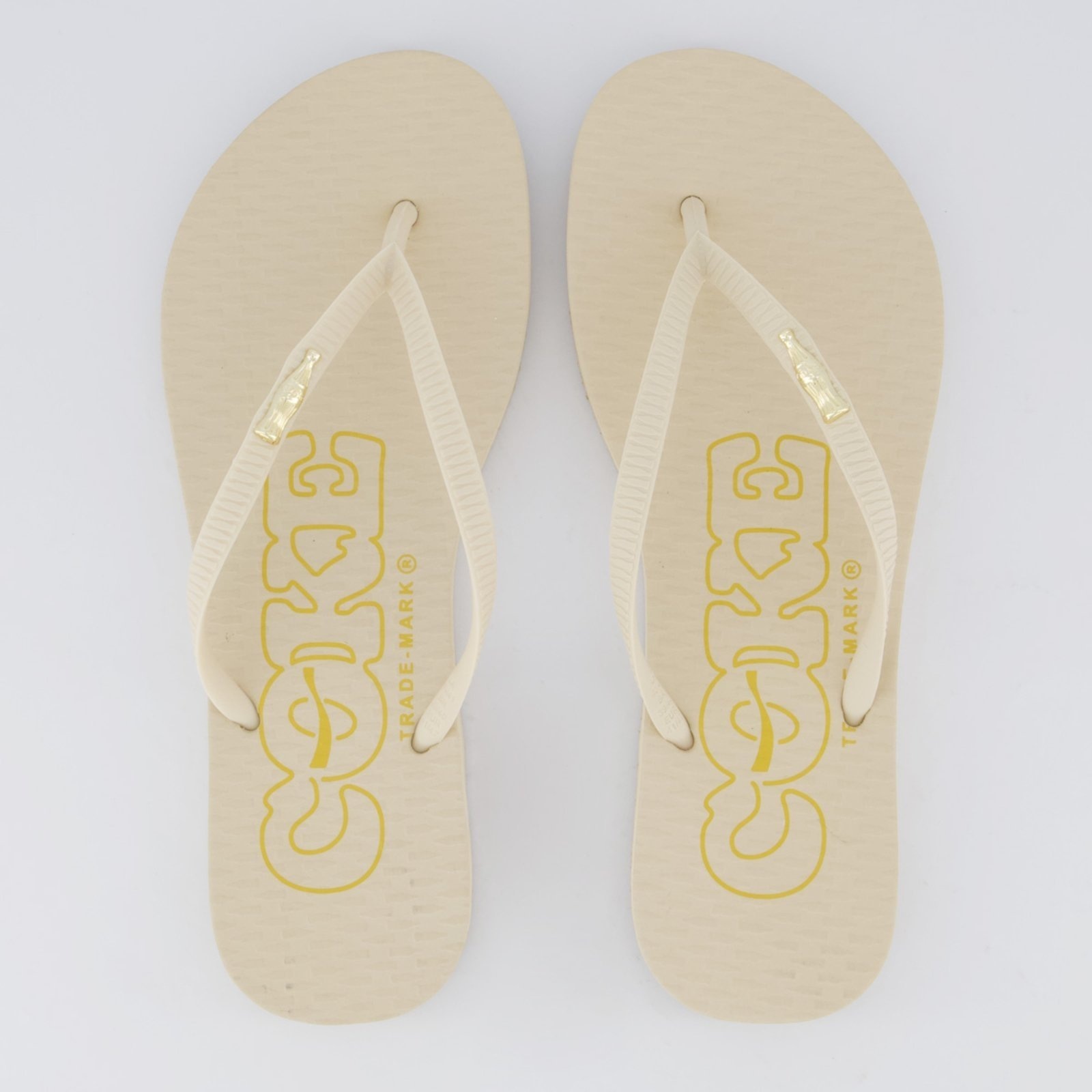 Imagem principal Chinelo Coca Cola Metallic Feminino Bege Coca-Cola bege metallic