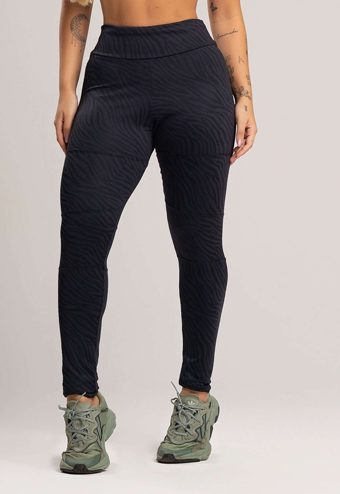 Imagem principal Calça Legging MVB Modas Cintura Alta Recortes Texturizada Jacquard Mvb Modas preto