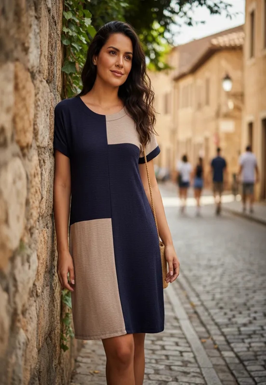 Imagem principal Vestido Malha Amazonia Vital Terra Serena Midi plus Marinho com Areia Amazonia Vital azul marinho/bege